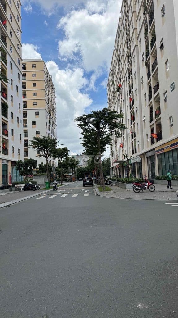 Bán shophouse khối đế chung cư - Ảnh 3