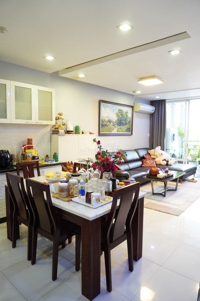 Bán căn hộ trung tâm Quận 1, full nội thất cao cấp, sổ hồng, 12,5 tỷ