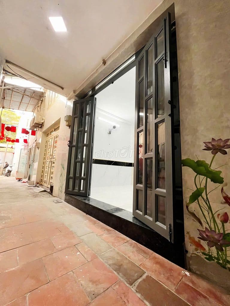 Nhà 4x7m ở / ngắn Lê Thị Riêng Q12 gần Trường THCS Nguyễn Trung Trực