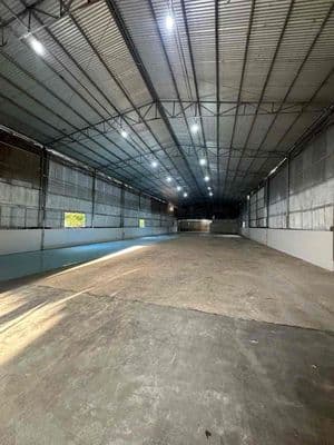 CHO THUÊ XƯỞNG (800m2) ĐIỆN 3FA - MT ĐƯỜNG 10m - P. TRẢNG DÀI