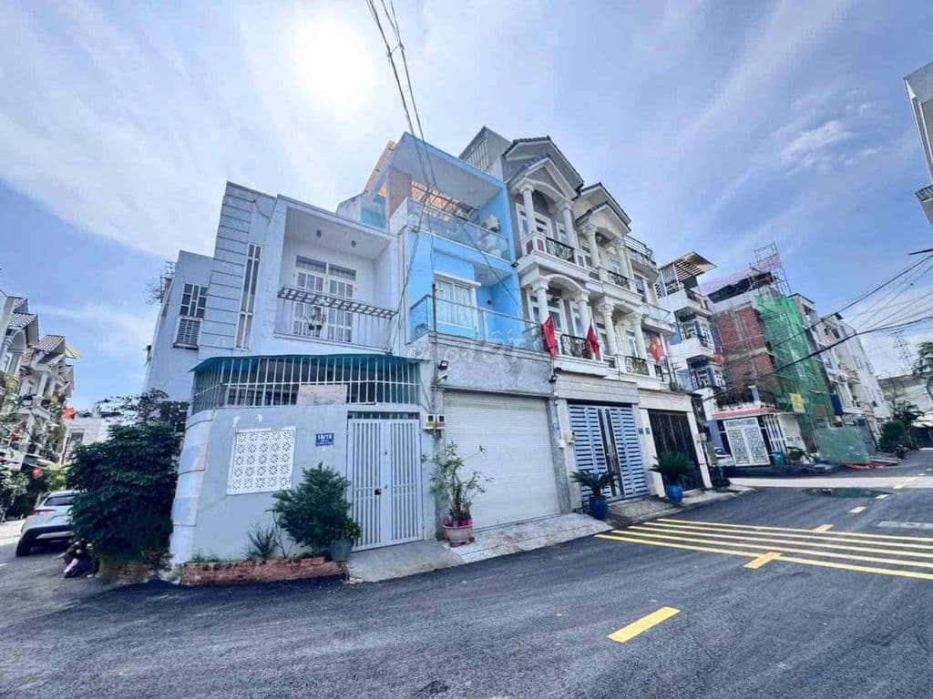 Nhà 3 tầng hẻm thông đường 8m - linh đông - gần phạm văn đồng