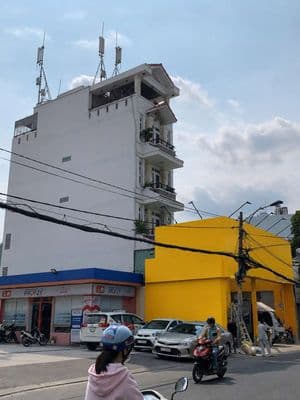 NHÀ 6 TẦNG MT NGUYỄN VĂN NGHI