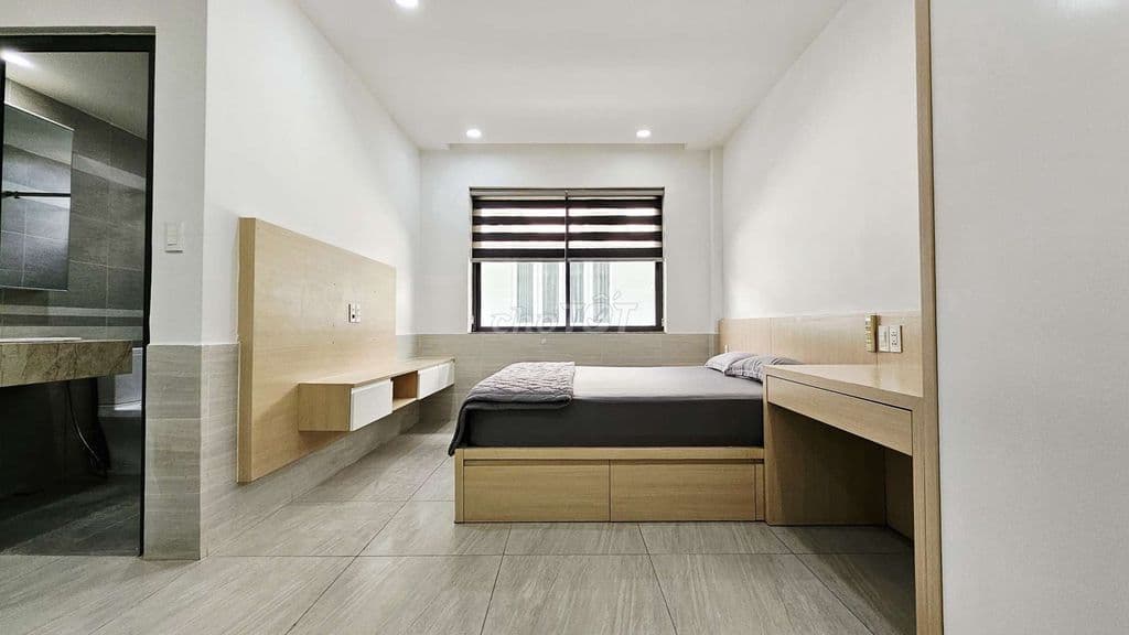 Căn hộ studio full nội thất, thang máy lên tận nơi, giá chỉ 6 triệu