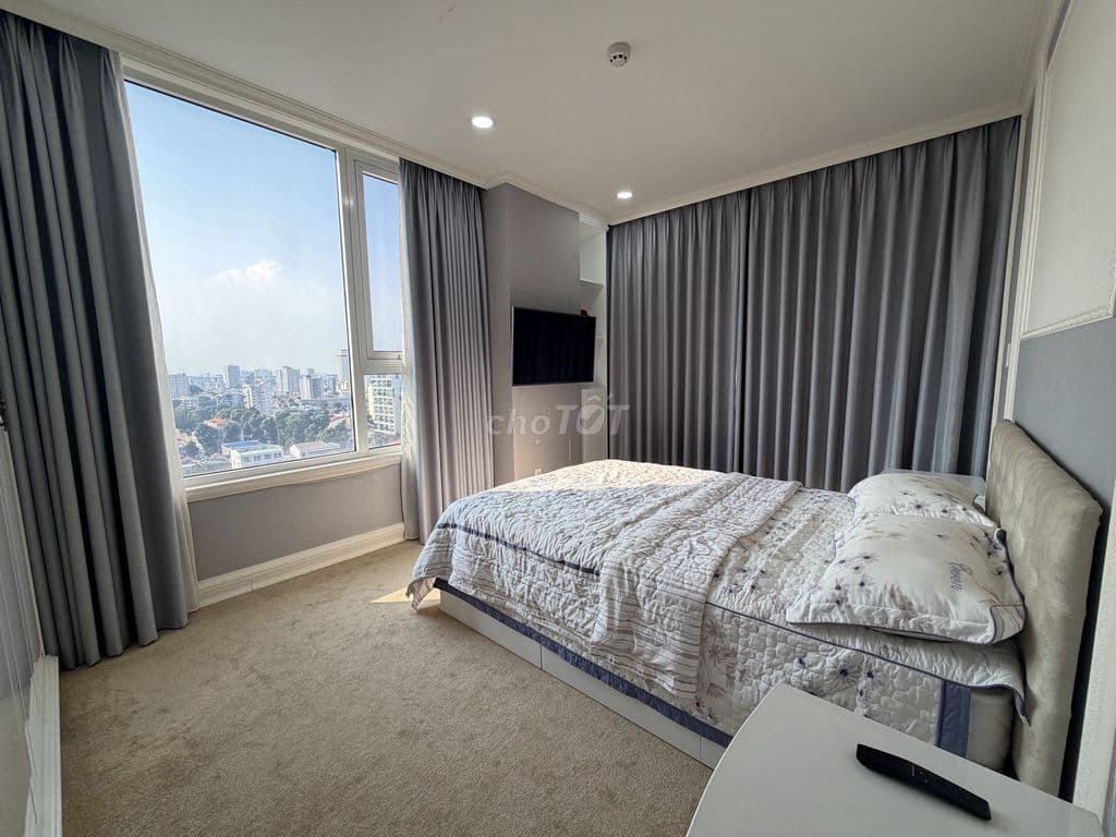 Cần cho thuê căn 3pn full nội thất leman q3 giá 39,9 triệu