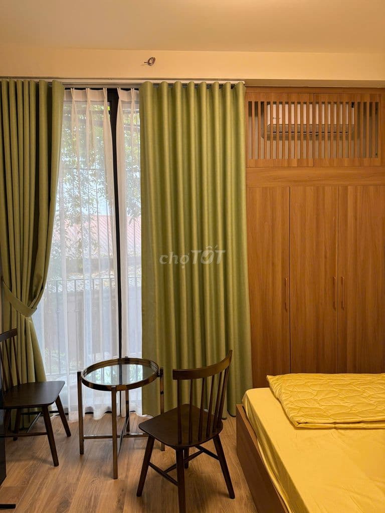 Cho thuê nhà nguyên căn 4t - thang máy - phố đội cấn- hoàng hoa thám