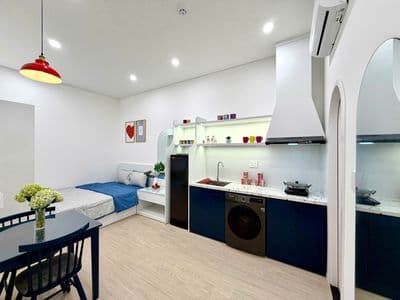 STUDIO FULL NỘI THẤT CỰC ĐẸP SAU LƯNG BV 600 GIƯỜNG ĐƯỜNG K20