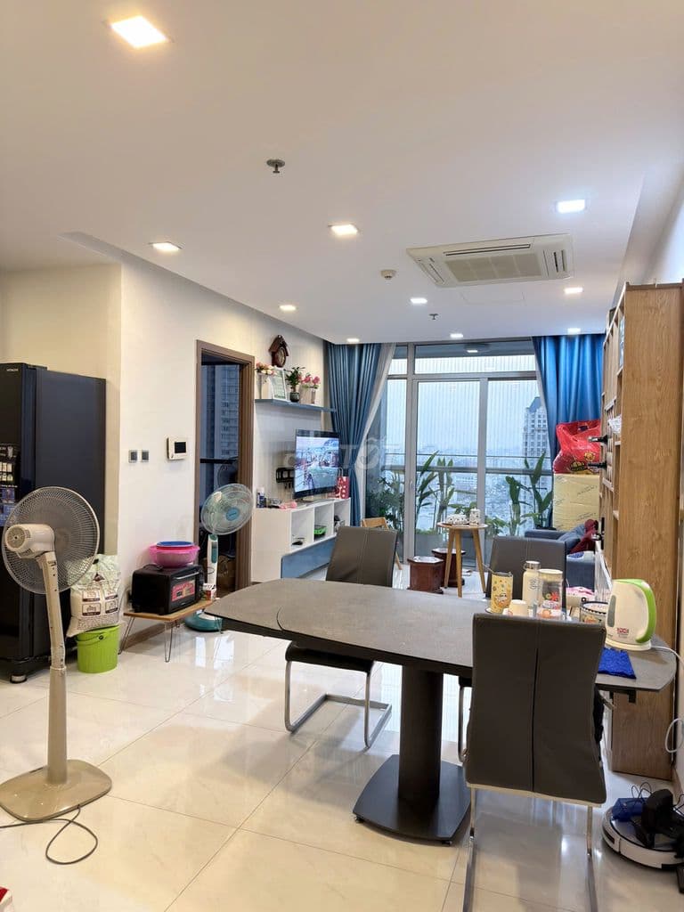 Bán gấp 2 PN Vinhomes Central Park, Full nội thất view thoáng đẹp - Ảnh 2