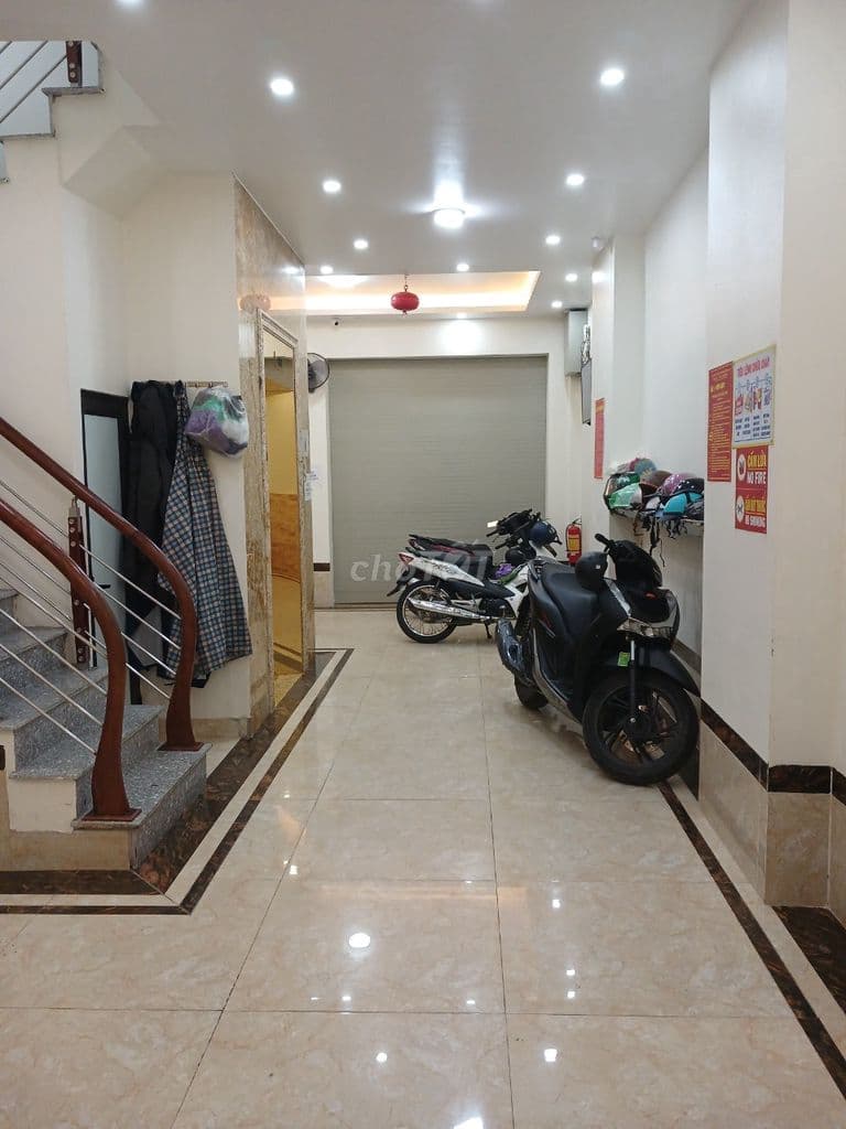 Tôi chủ nhà cho thuê căn hộ khép kín, có 2 ngủ, có gác xép, thang máy. - Ảnh 2