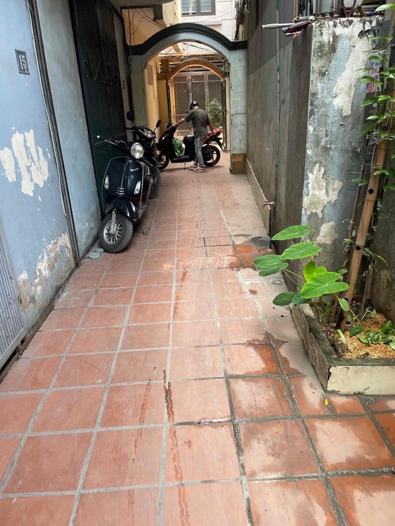 Trung Tâm Ba Đình - Nhà còn xót lại - Ảnh 3