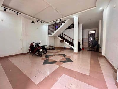 Cho thuê nhà 3 Tầng Mặt Tiền Đường Ngọc Hân Gần Cầu Trần Thị Lý