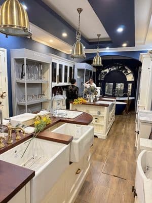 Cho thuê cửa hàng đẹp trung tâm Cát Linh – An Trạch, quận Đống Đa, HN