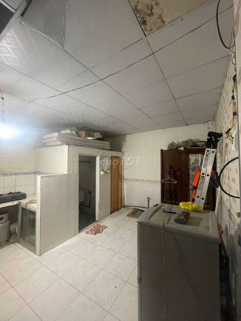 Khu dân cư yên tĩnh gần cầu qua quận 4 và quận 1