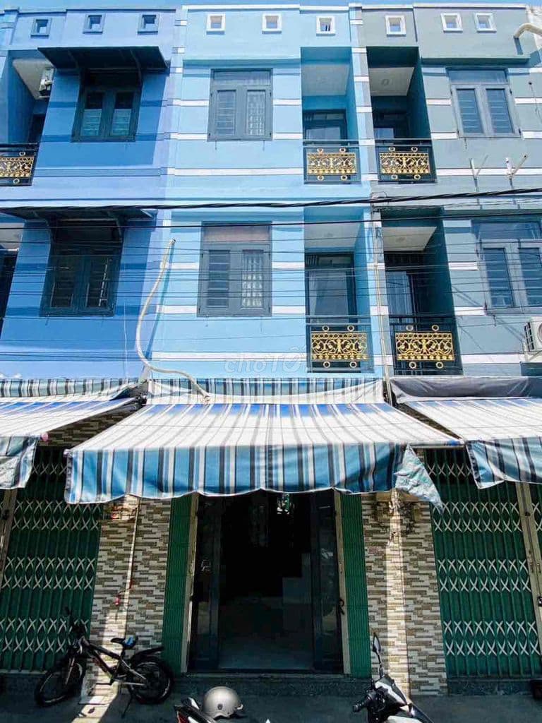 bán nhà 1 trệt 2 lầu 3pn2wc