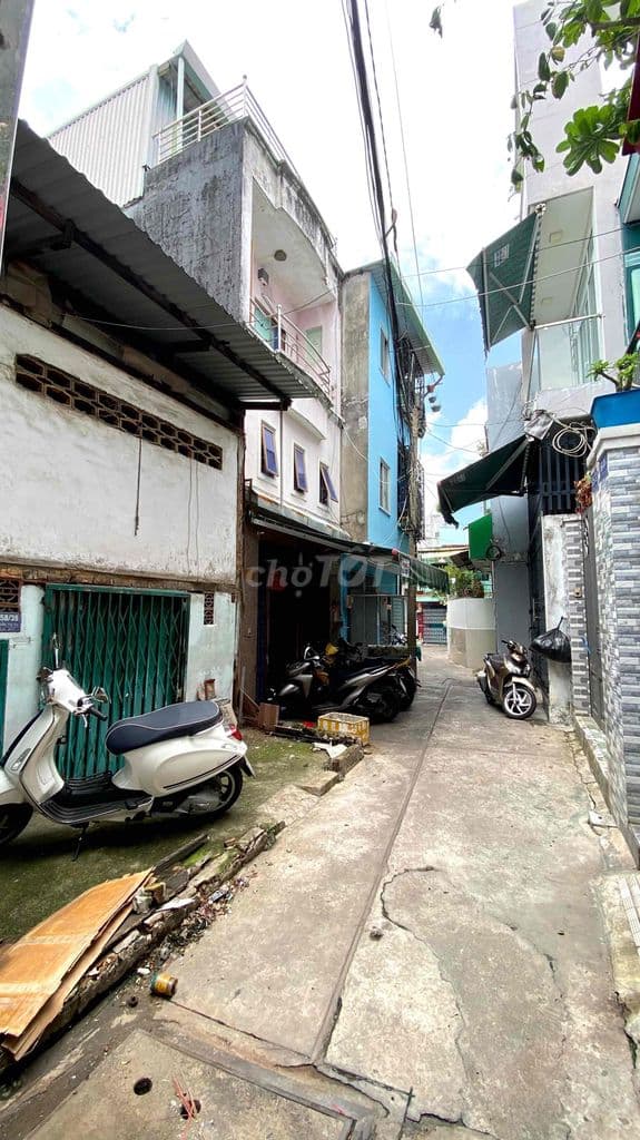 👍 Bán nhà phố giá rẻ nhất Q6, 55,5tr/m2 👍 - Ảnh 2