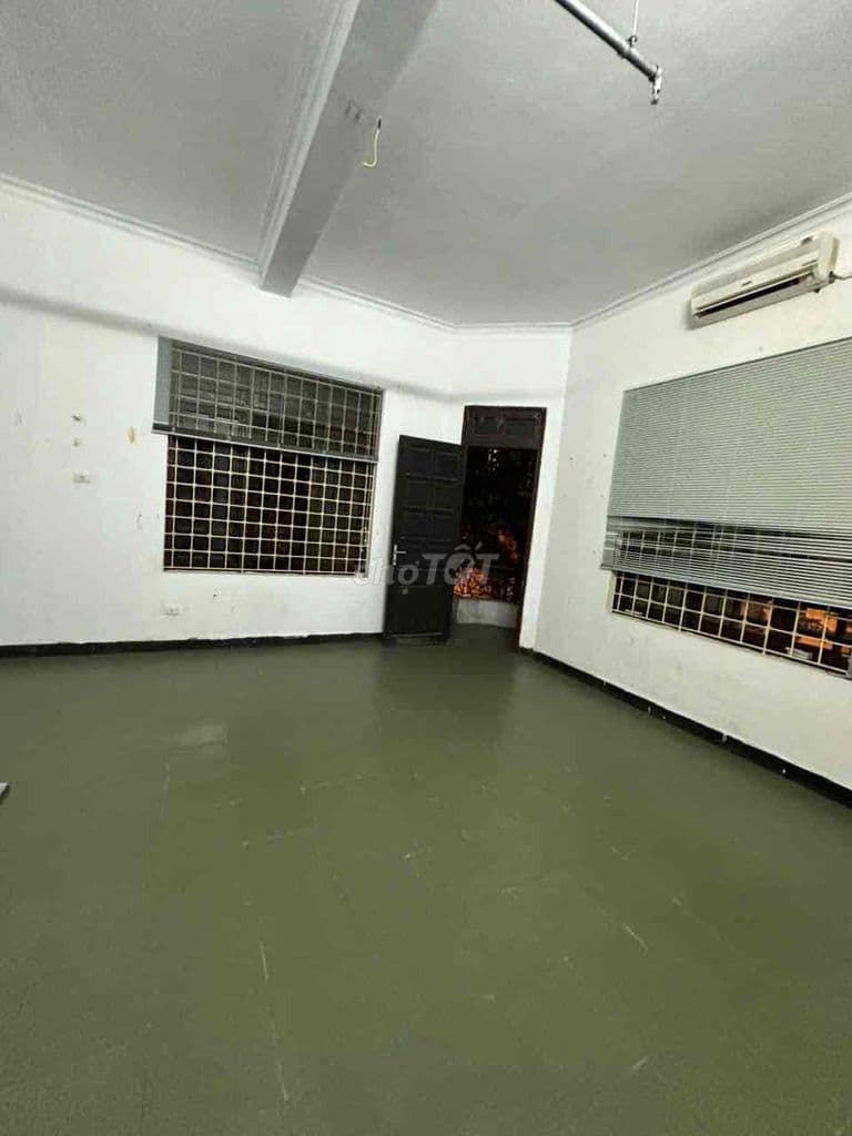 Cho thuê Văn Phòng ngõ 95 Hoàng Cầu,ngõ oto tránh giá 5.5tr - Ảnh 3