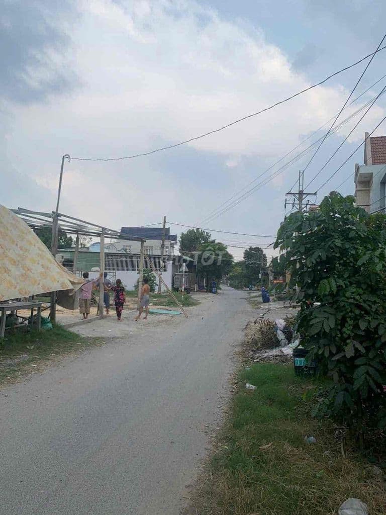 4x18 mat tien đuong