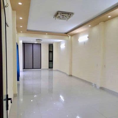 Cho thuê nhà mặt tiền 3 tầng mặt tiền kẹp kiệt đường Điện Biên Phủ