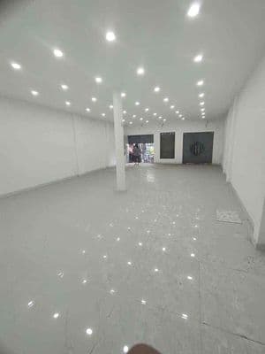 cho thuê nhà đẹp mặt tiền ngang 8m kinh do