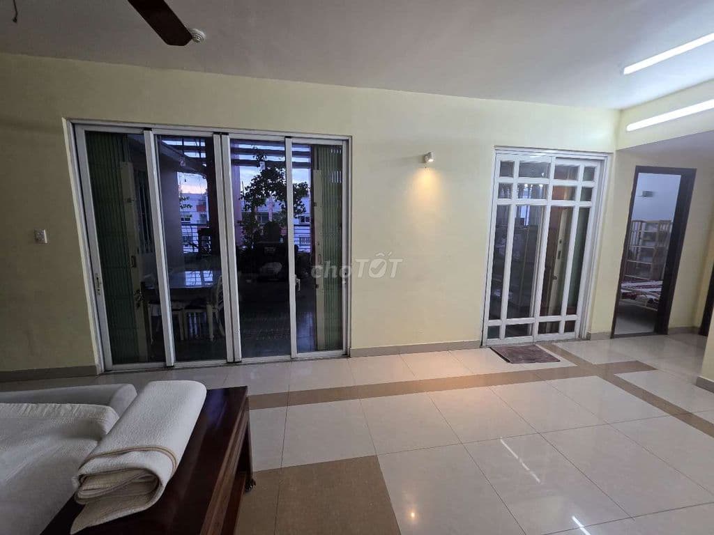 Cho thuê penhouse chung cư thái an 2