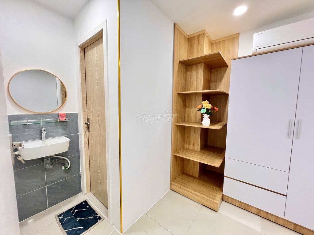 Phòng CHDV Full nội thất trống sẵn Mặt Tiền Đường số 79