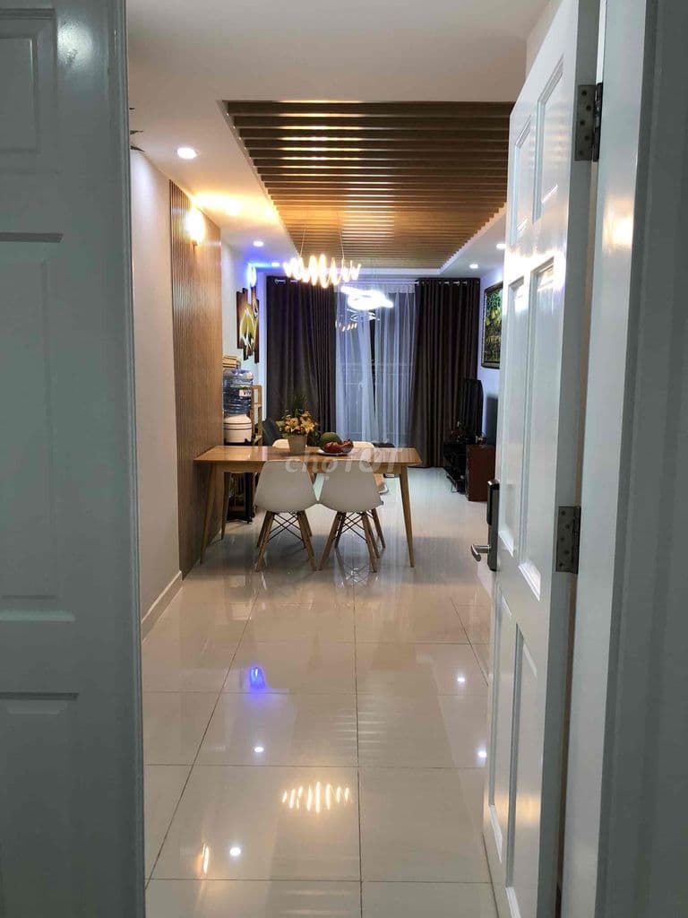 cần cho thuê gấp căn hộ 1PN, 2PN full nội thất nhận ngay