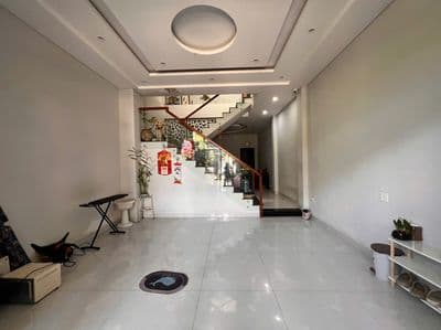 Bán nhà 2,5 tầng đường 7m5 Nước Mặn 2, sát Sông, khuNam Việt Á- 8,2 tỷ
