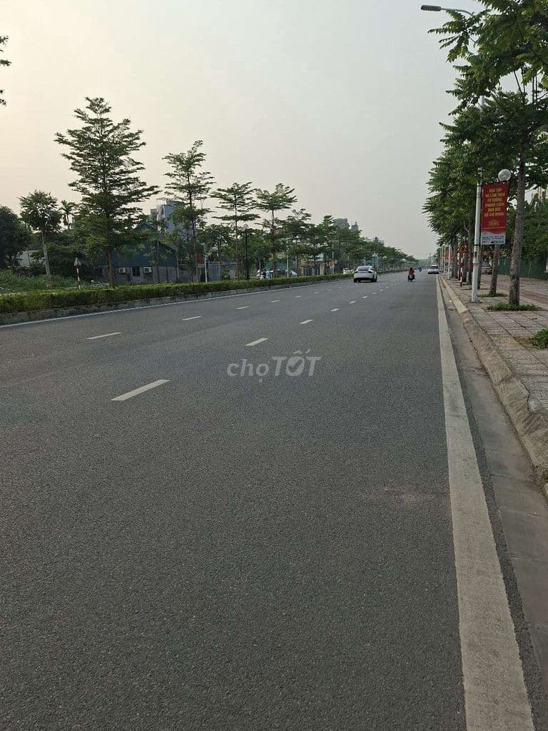 Ngọc thụy=đất hiếm=oto tránh=kinh doanh tốt