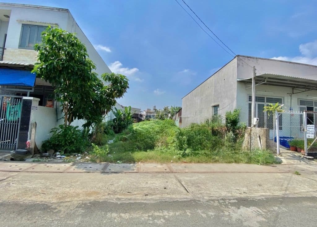 CẦN BÁN GẤP LÔ ĐẤT 150m2 NGAY MẶT TIỀN ĐƯỜNG SỐ 19 GIÁ 820TR