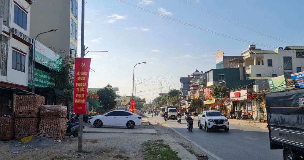 *** mảnh đất đg 70m2 mặt phố kd đẳng cấp đối diện đh điện lực hn.