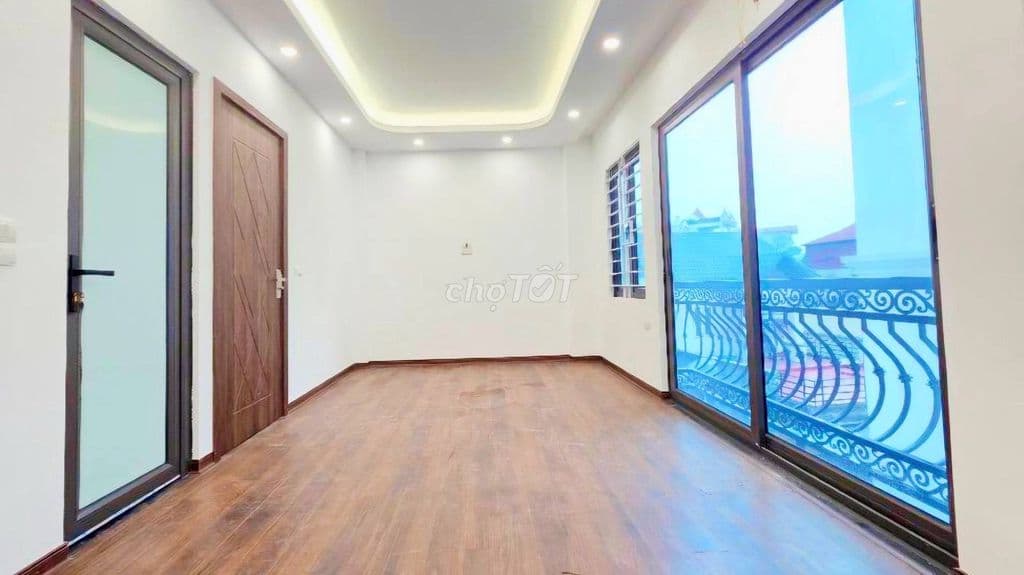 VIỆT HƯNG 4 NGỦ - Ô TÔ TẬN CỬA - CẠNH BỆNH VIỆN XỊN - 7 TỶ LỚN - Ảnh 2