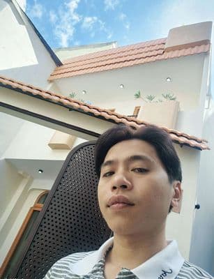 Nhỉnh 6₫ - 72m² - 3PN - bể bơi - phòng gym - phòng xông hơi .