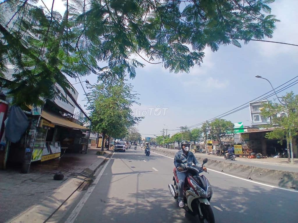 Cc cần bán nhà gấp mặt tiền huỳnh tấn phát - Ảnh 2