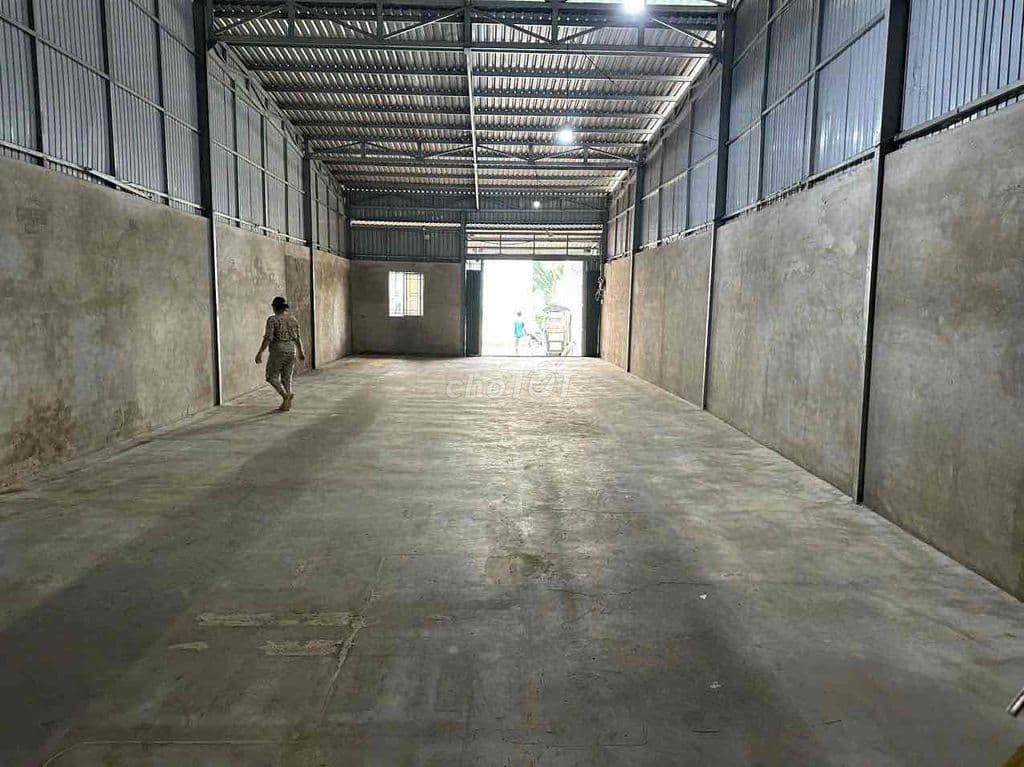 Cần Bán Kho Xưởng Mặt Tiền Hoàng Ngân 200m2 - 23 ty - Ảnh 2