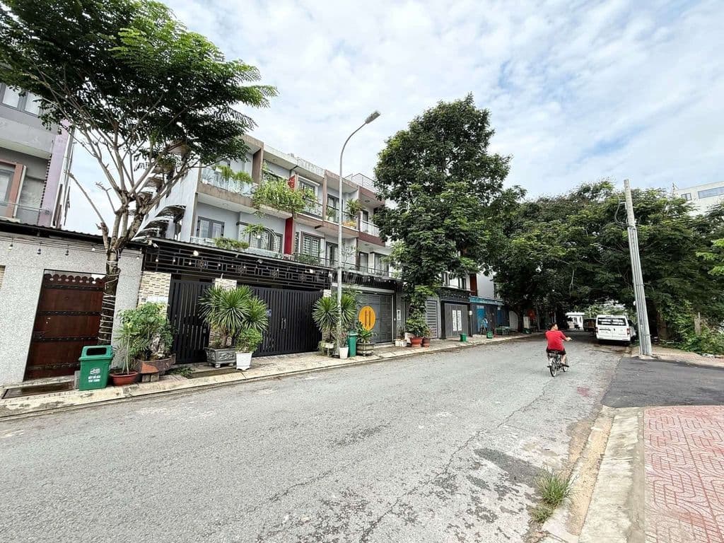 Mấy Lô đất đẹp Ngang 5m Hẻm nhựa 12m KDC Hà Đô river side Lê Thị Riêng