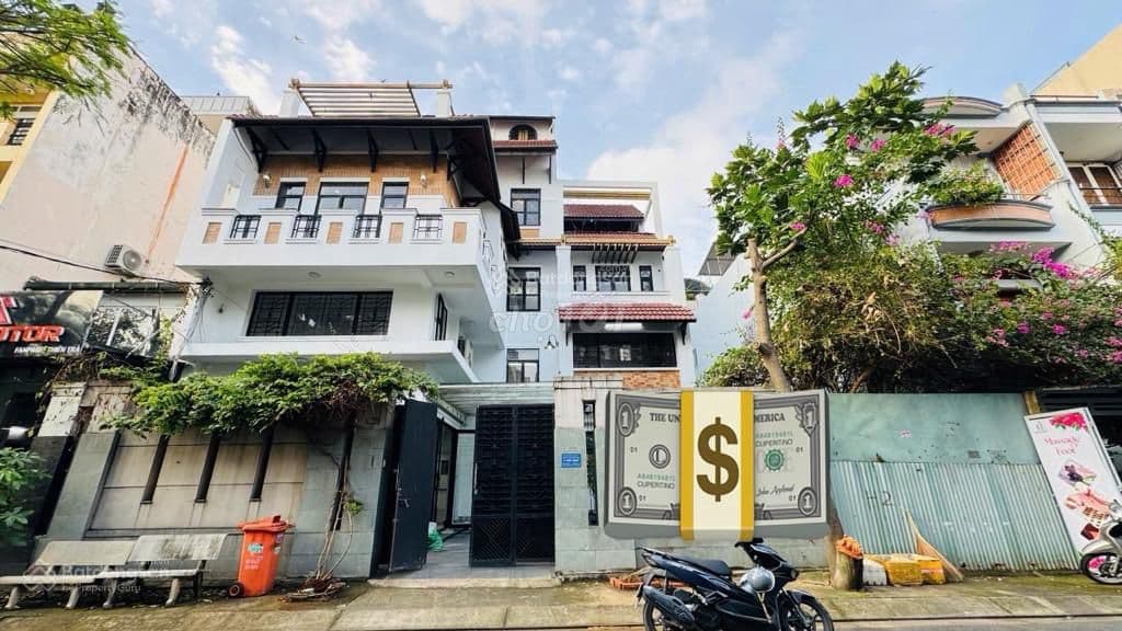 BÁN GẤP nhà mặt tiền 4 tầng, ngang lớn 6m, đường Dương Bá Trạc, Quận 8