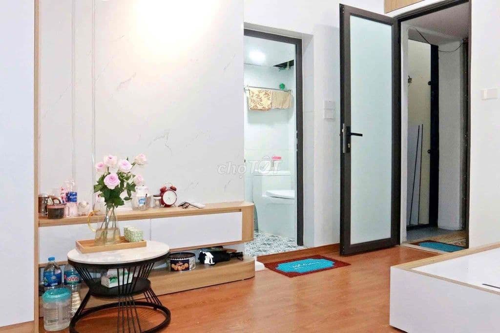 Bán nhà Tập thể phố Minh Khai nhà đẹp 2 thoáng 45m T3 giá nhỉnh 2 tỷ s