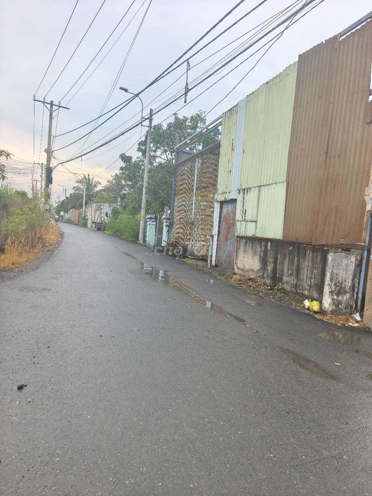 Bán đất góc 2mặt đường Dt,10*50 có 300m thổ