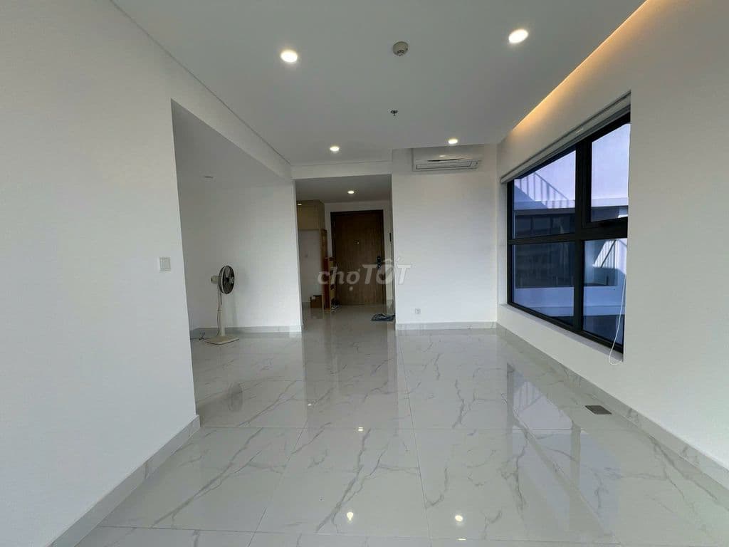 Cho thuê căn hộ Diamond Alnata Plus 2 phòng ngủ giá 15 triệu/ tháng