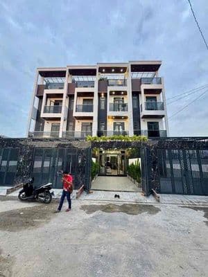 Nhà Gần Gò Vấp, 4 Tầng, Đường 7m, Sân Xe Hơi Rộng, Giá Tốt 6,78