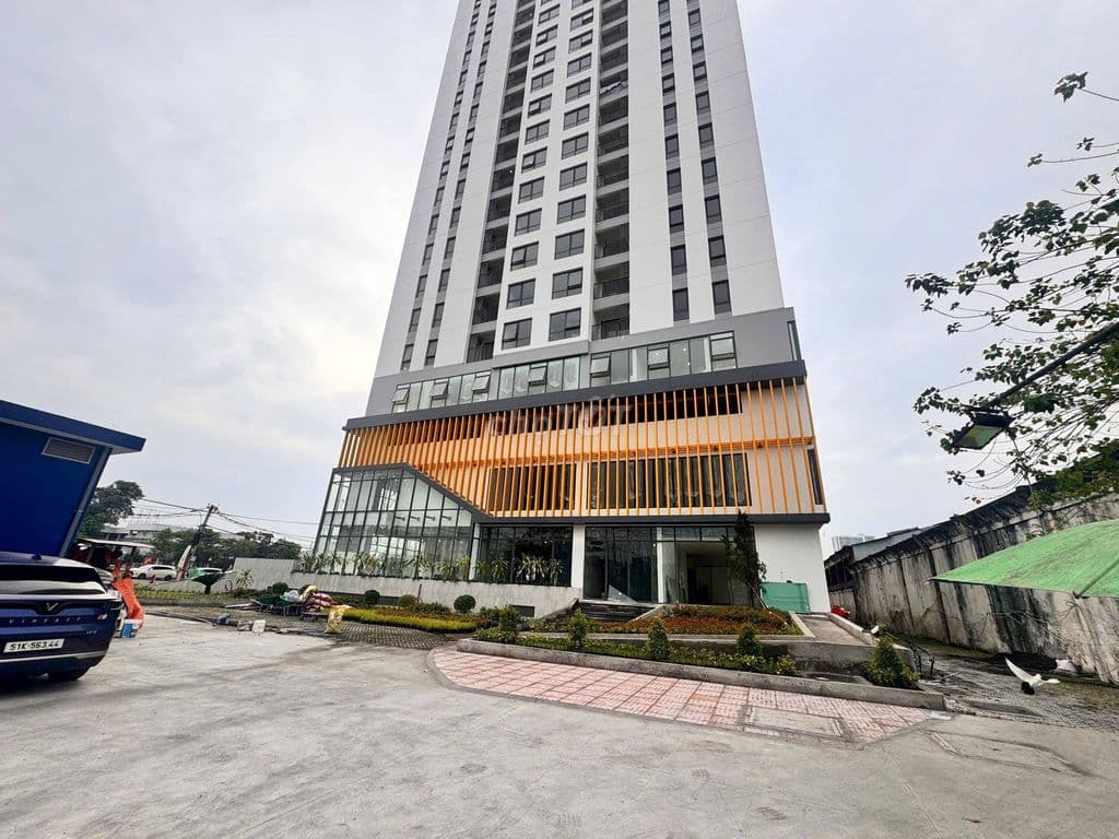 Bán Officetel 42m2 chỉ 2 tỷ chuẩn bị nhận nhà tại Aurora Residence