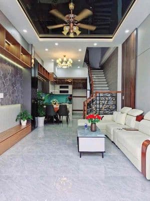 Cho thuê nhà 1 trệt 1 lầu Phú Hoà 3PN-2WC Có Nội Thất