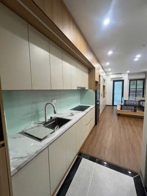 Cho thuê nhà mới full nội thất, thang máy, ô tô đỗ cửa - Hai Bà Trưng