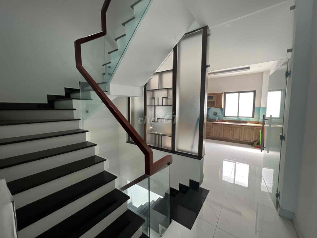 bán căn nhà giá tốt mặt tiền kinh doanh đường vành đai trong - Ảnh 3