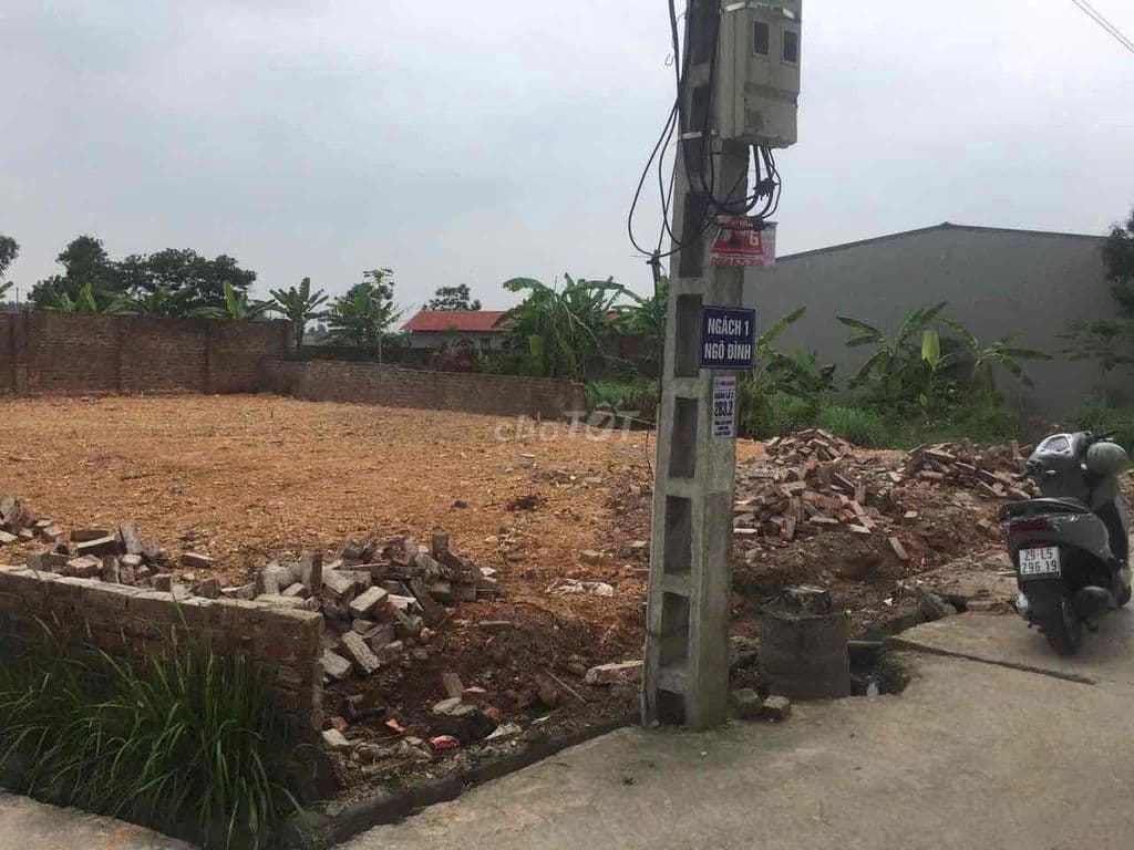 Cần tiền bán gấp 3 mảnh đất thực tế trên sổ