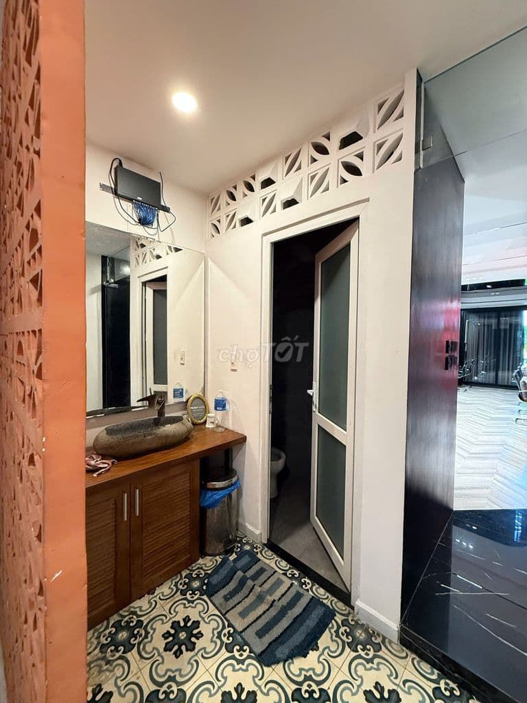 BÁN GẤP NHÀ ĐẸP 136 NGUYỄN HỮU TIẾN, GIÁ 11,9TỶ - Ảnh 3