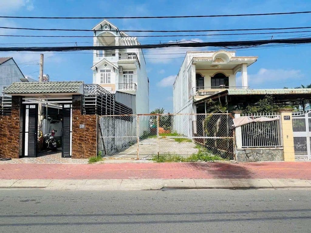 BÁN NHANH LÔ ĐẤT MẶT TIỀN ĐƯỜNG NGUYỄN VĂN KHẠ 192m2