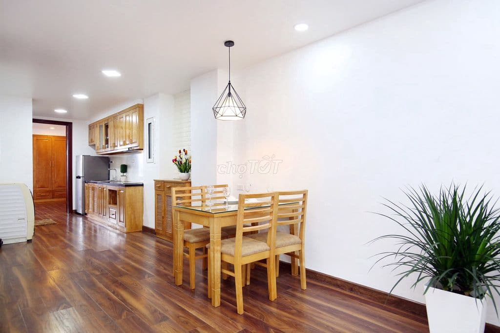 Căn hộ dịch vụ 1 ngủ mới 90m2 Kim Mã