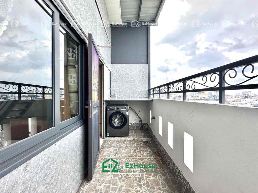 Cho Thuê Căn Hộ Duplex Ban Công Máy Giặt Riêng Gần Ngã Tư Hàng Xanh - Ảnh 3