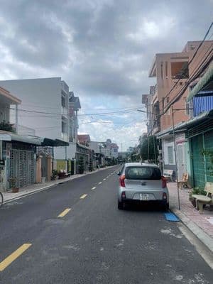 Nhà mặt tiền siêu rộng 9x33m phù hợp sản xuất kinh doanh Trần Qag Diệu