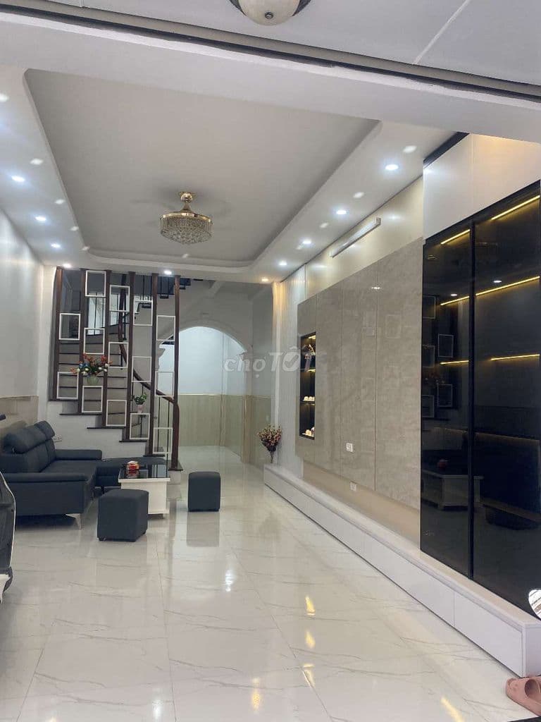 CẦU GIẤY LÔ GÓC NGÕ Ô TÔ 47M CHỈ 13,7 TỶ